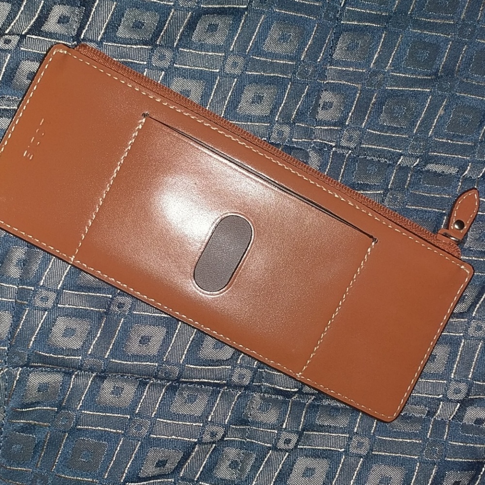 Pocket books - Picture 2 of 5